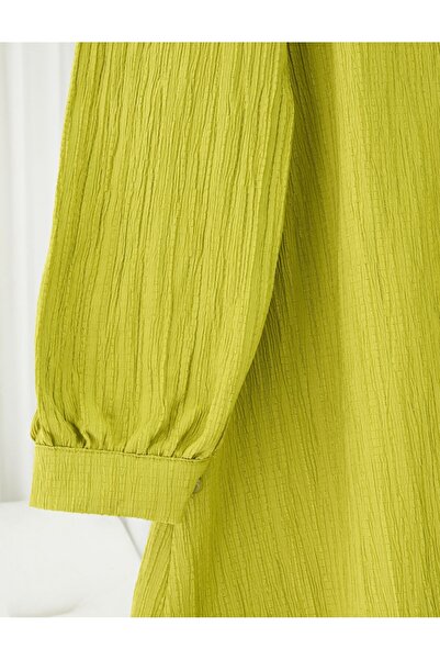 Modamorfo Top Buttoned V-Neck Crinkle Shirt - Fat Green