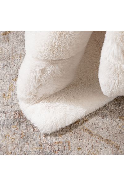 Boutique Blanche Check quilted luxury faux fur cover 130*170cm Ivory