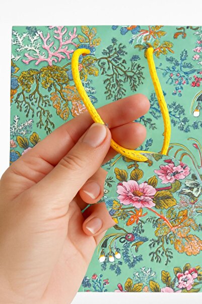 nukoo حقيبة هدايا V&A Design Flower Garden: أناقة ونعومة صديقة للبيئة! 🌿 🌸 ...