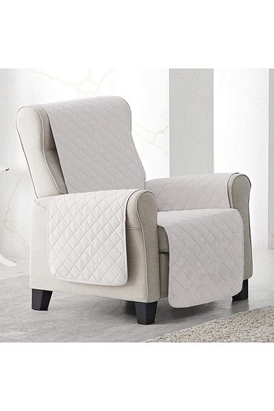 Pucioasa Quilted Armchair Cover - White