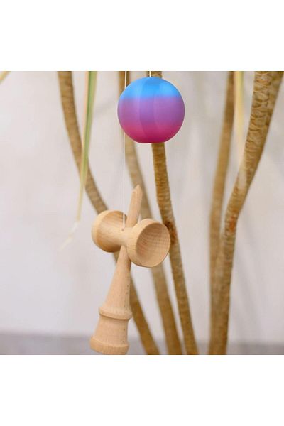 Flippy Jucărie Kendama interactivă, Flippy, din lemn, 18 cm, gradient, roz/violet/albastru