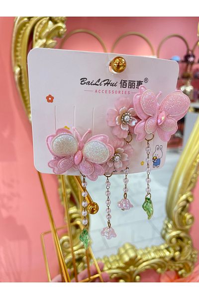 La She Accessories Pink Color Chain with Butterfly and Flower Detail 2 Pieces of Latch Buckle
