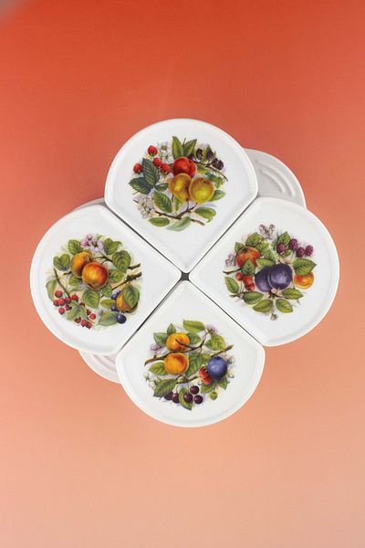 Bursa Porselen Dekor Fruit Flower 4-Piece Breakfast Set with Porcelain Lid