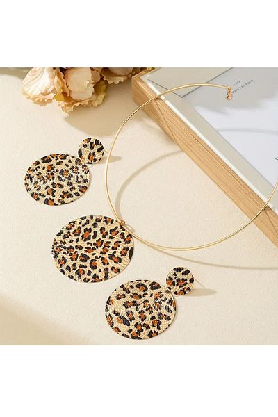 Atılgan Grp Vintage Necklace and Earring Set with Round Leopard Pattern,