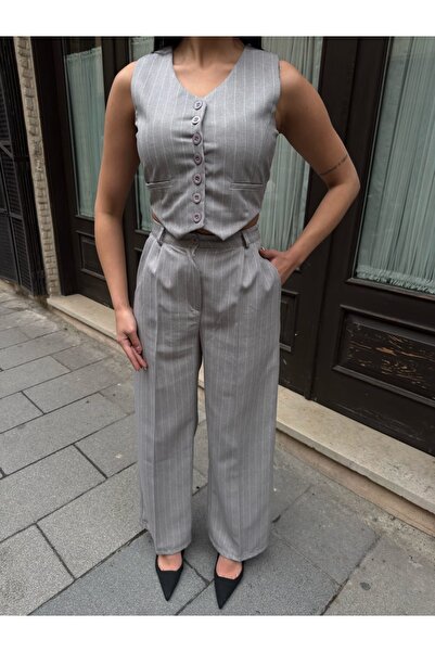 MODA Kadın Gri Çizgili Yelekli Takım – İki Parça