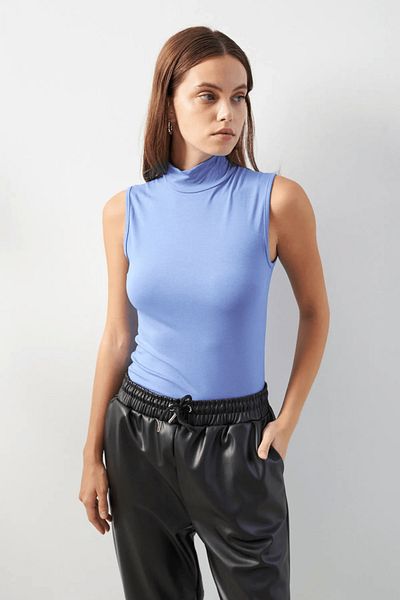 Bipantolon Γυναικεία Baby Blue Αμάνικη Μπλούζα
