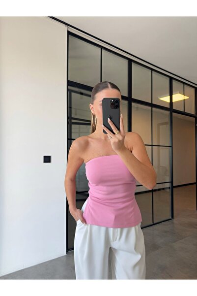 BB Bensu Buyruk ΣΟΥΠΕΡ ΡΟΖ ΜΠΛΟΥΖΑ ΧΩΡΙΣ ΙΜΑΝΤΕΣ ΜΕ ΣΧΙΣΜΕΣ ντραπέ