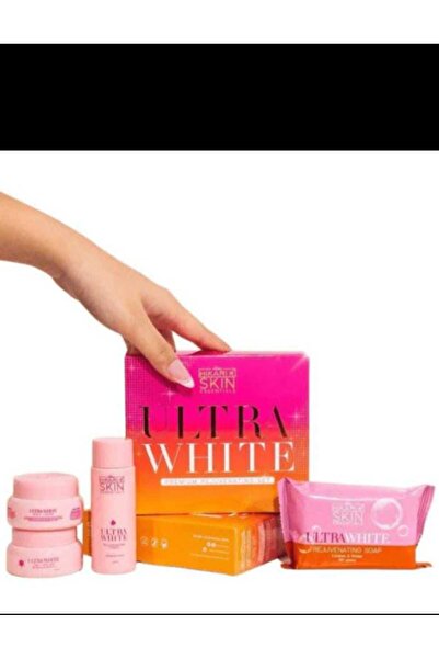 BEAUTYCO مجموعة هيكاري سكين إسينشيالز ألترا وايت