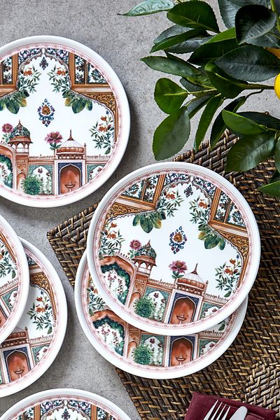 Fecra Nakkaş 6 Piece Cake Plate Set