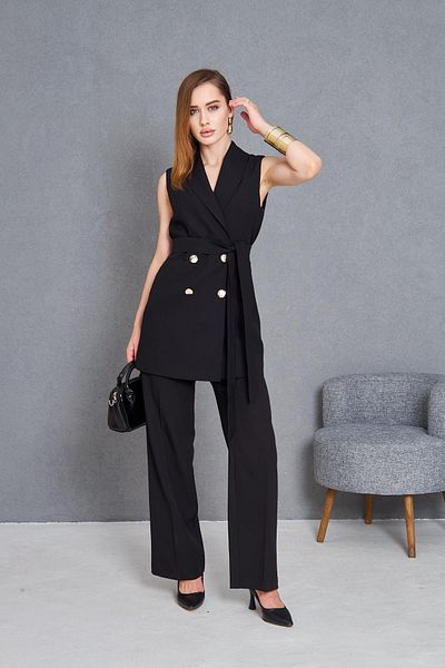 LOVELF Costum Vestă cu centură cu nasturi aurii Negru