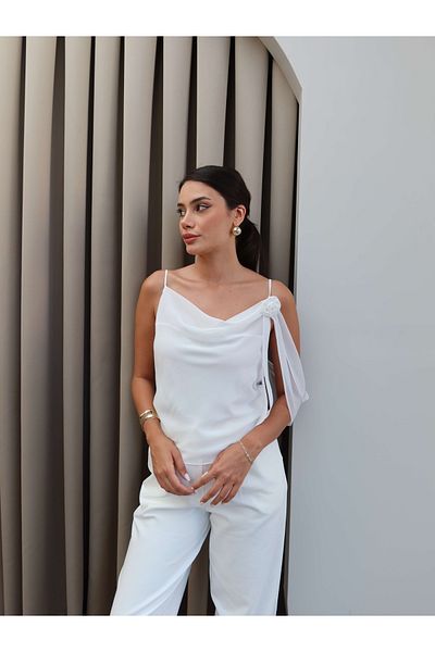 ESRAHELVACI Bluză romantică cu curea cu cataramă florală