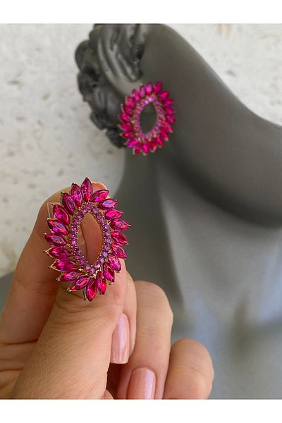 Lucios Evening Dress Oval Nail Earring