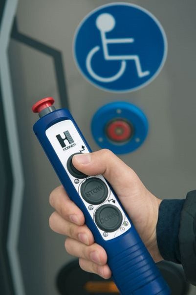 GÜMRÜK BEY Hübner 3 Butonlu Kontrol Anahtarı - Otobüs Kamyon & Lift Sistemleri İçin Asansör Kontrol Paneli