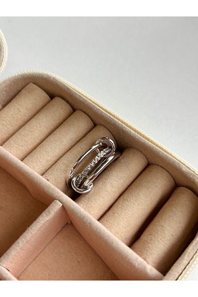 Ressia Asymmetric Plate Zircon Stone Detailed Ring