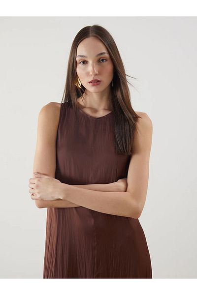 LC Waikiki Lcw Vision Brown Crew Neck Satin Dress