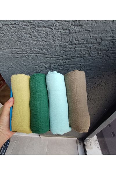 Nilbutik Four Wrapped Shawls