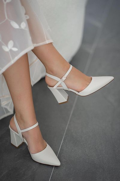 Parponi Arte Ankle Strap Women's Leather Heeled Shoes Ecru