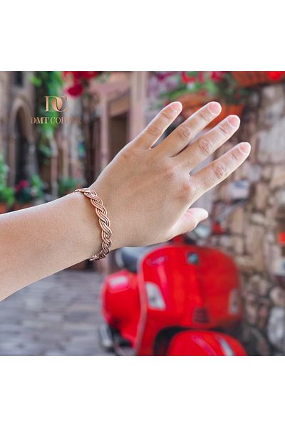 DMT COPPER HOME Handmade Stylish Design Thick Hammered Pure Copper Bracelet Copper Jewelry Bracelet with Light Box