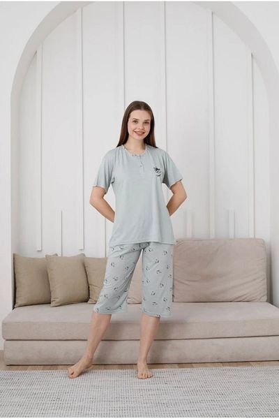 Yağmur Giyim Glisa Green Front 2 Buttons Viscose Fabric Short Sleeve Capri Pajamas Set 6031-Y