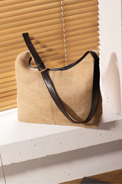 HAPBUY Women's Straw Shoulder Bag Buckle Magnet Button Adjustable Strap Cross Strap