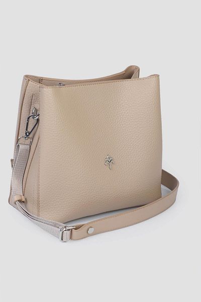 Jacquline Moena Women's Shoulder Bag