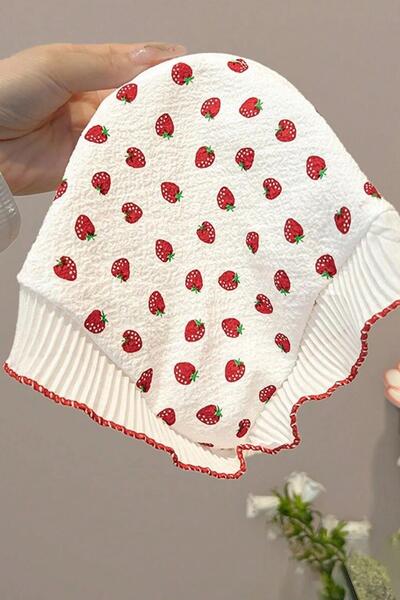 New Obsessions French Style Crowned Triangle Bandana