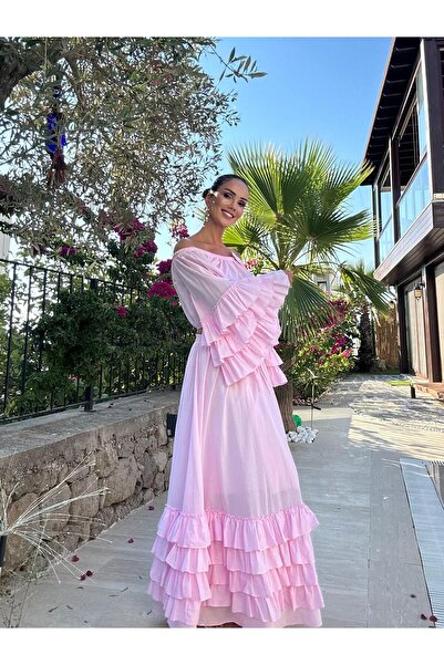 Atelier Derin Pink Floral Brooch Skirt Blouse Set