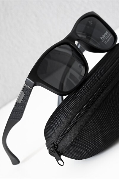 4desire.ro Ochelari de soare bărbătești, UV400, ramă mată cu design modern și detalii elegante, negru mat