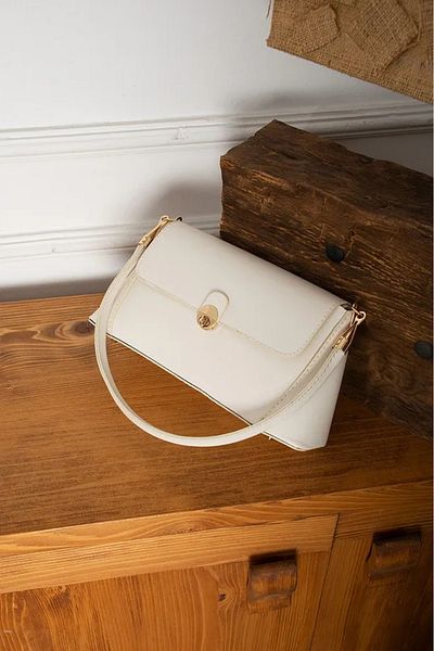 Rivina Women's Gold Detailed Covered Hand and Shoulder Bag