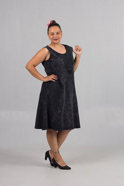 Truva XXL Black Washed Sleeveless Guipure Detailed Cotton Plus Size Dress – Elegance and Comfort in One!