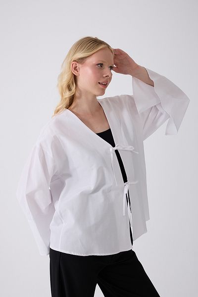 Fumel Women's White Double Tie Kimono