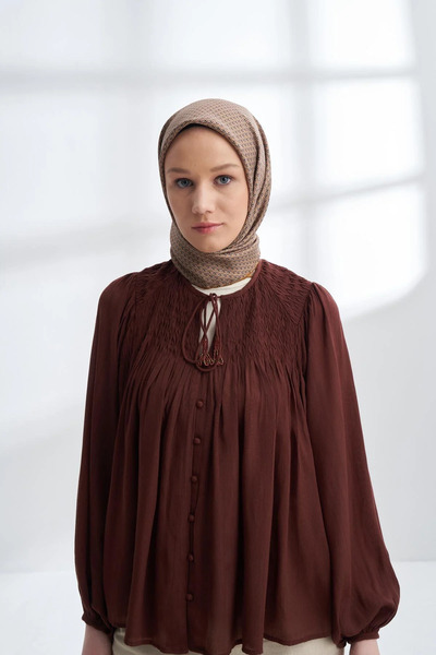 ARMANDA Noire Desen Twill Silk Scarf - Caramel