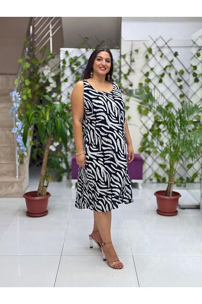 Punta Otantik Dk19004 Floor-Length Strap Shoulder Elastic Viscose Dress