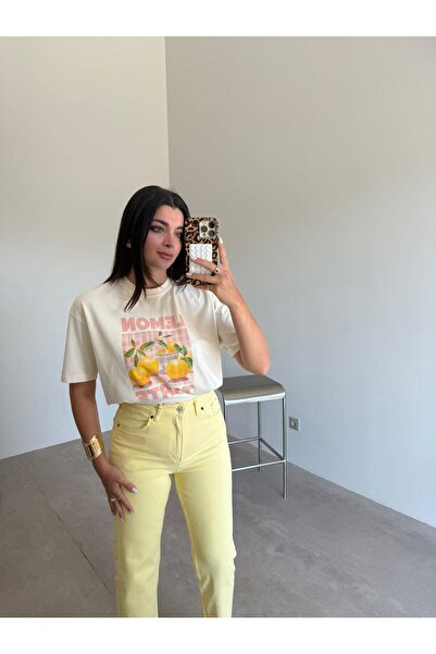 Bade Butik Tricou Cremă Lemon Tarte cu imprimeu supradimensionat