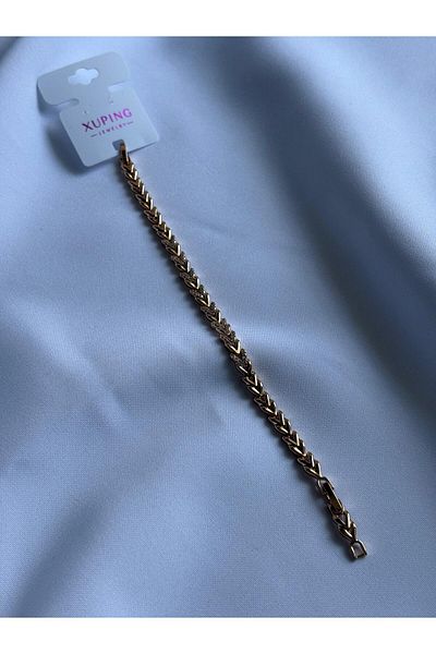Bestofcase Elegant Bijoux Bracelet with Stylish Design and Spike Detail