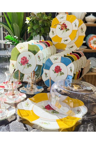 Onedekor 34 Piece Chiteki Gilded Cake Tea Serving Set for 6 People