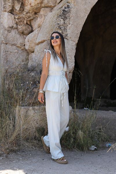 bytugcekaya Σετ παντελονιών μπλούζα με λεπτομέρειες γαλάζιο λάστιχο