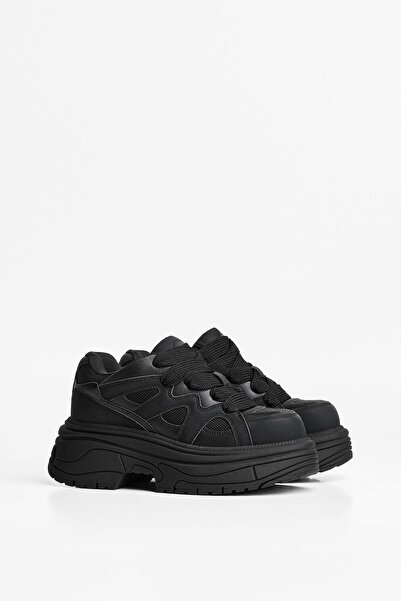 Bershka Kalın tabanlı spor ayakkabı