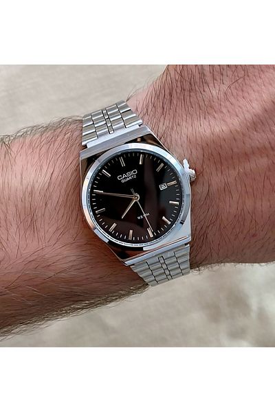 Casio wristwatch