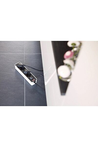 Brennenstuhl Prelungitor Ecolor cu întrerupător, 4 prize, cablu H05VV-F 3G1.5, 1.5 m, alb/negru