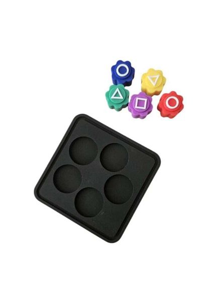 Gonge Gonggi traditional Korean game, Squid Game, includes 5 multicolored pieces and black board