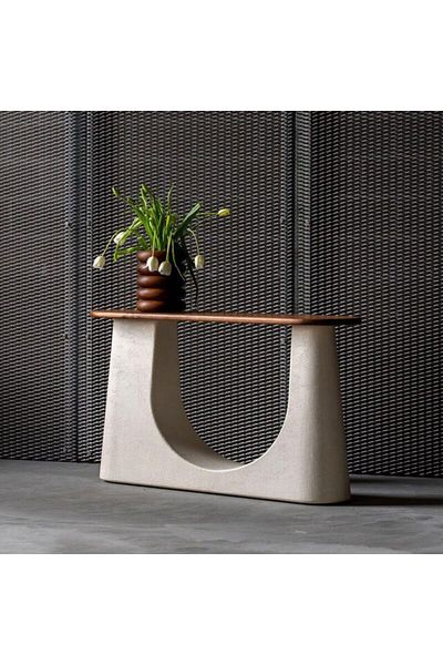 ket furniture "Arc" console table, with an elegant architectural design that combines solidity and simplicity.