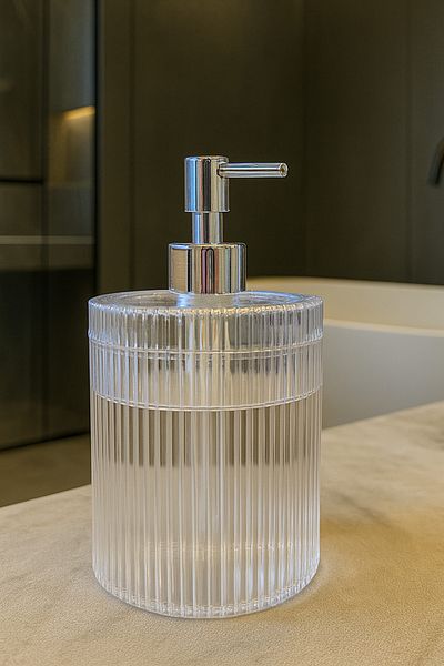 DOVİHOME 700 мл XL шарен прозрачен дозатор за течен сапун за баня с помпа, сребрист, дозатор за перилен препарат за баня и кухня