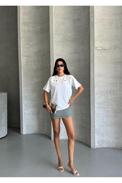 asur boutique Asur Boutique Women's Embroidered Crew Neck T-Shirt