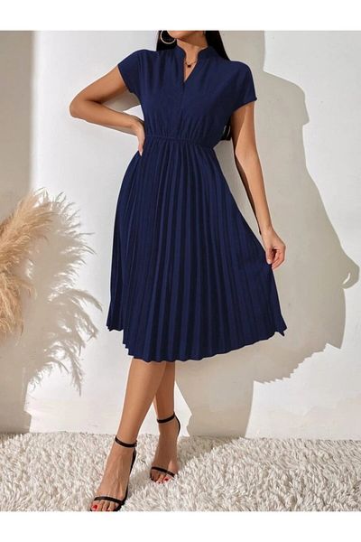 Monapera Hakim V-Neck Short Sleeve Pleated Midi Dress