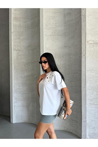 asur boutique Γυναικείο μπλουζάκι με κέντημα με λαιμόκοψη Asur Boutique