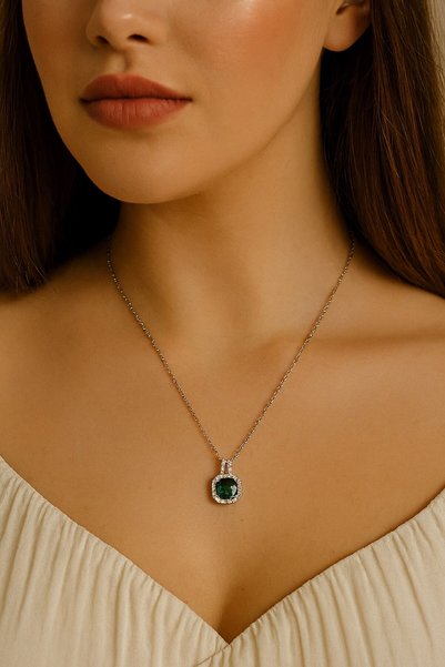 RARİ AKSESUAR Square Green Stone Sf Chain Steel Necklace