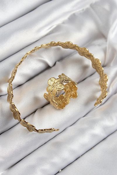 Celira Brass Flower Model Gold Color Bracelet Ring Set