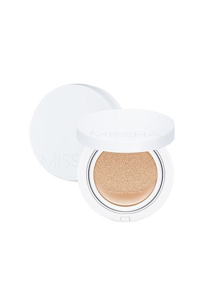 Missha Fond de ten Magic Cushion Moist Up 23 Bej Mediu Neutru, 15g