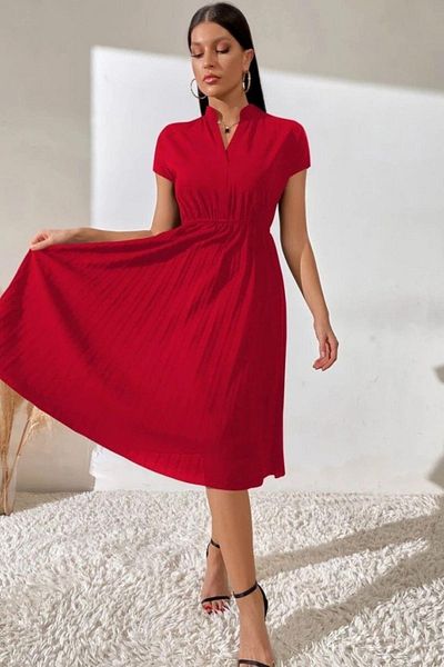Mossta Judge Collar Short Sleeve Pleated Crepe Dress - Red